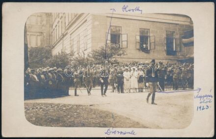 1923 Díszszemle Horty Miklóssal. Fotólap 9x14 cm