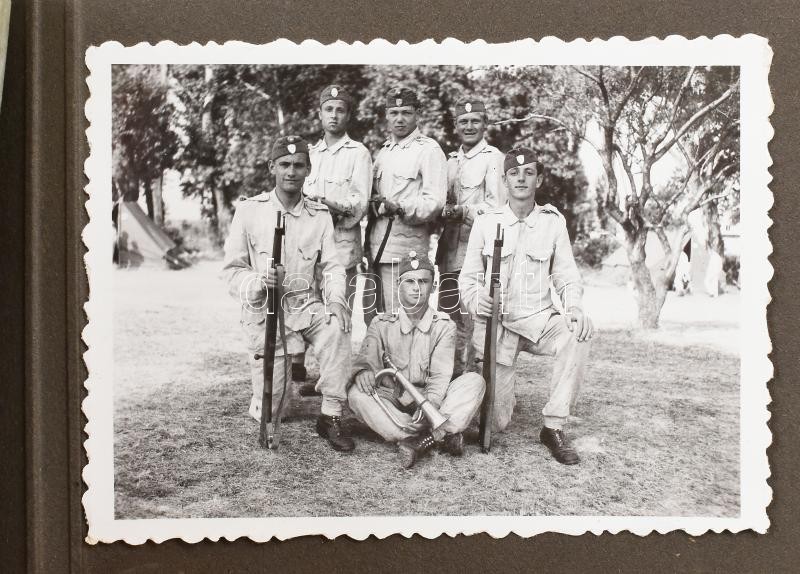 cca 1930 Katonák nyári tábora 18 db fotó kis albumban 6x9 cm - Image 4