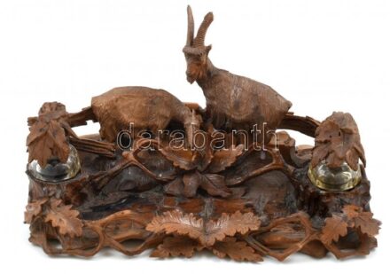 Gazdagon díszített, figurális faragott fa asztali tintatartó zergékkel, 2 db üvegbetéttel. Kisebb sérülésekkel, 32x18x16,5 cm