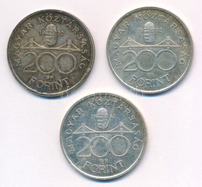 1992. 200Ft Ag 'MNB' (3x) T:2,2- patina, ph, az egyiken nagyobb karcok Adamo F13 - Image 2