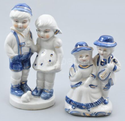 2 db német porcelán figura, kézzel festett, jelzés nélkül, gyári repedésekkel, m: 17 cm, 13 cm