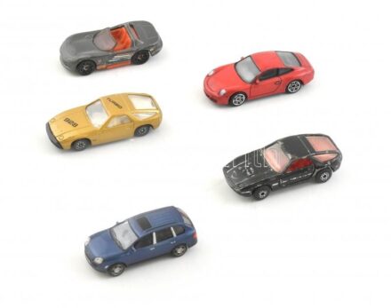5 db Porche matchbox és kisautó