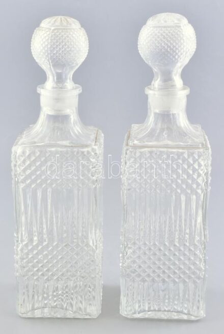 2 db nagy méretű whiskys, boros üveg 13 cm