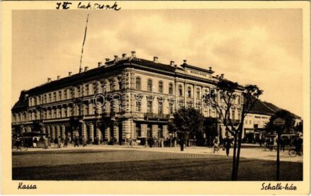 Kassa, Kosice; Schalk-ház szálloda, tér, üzletek / hotel, square, shops