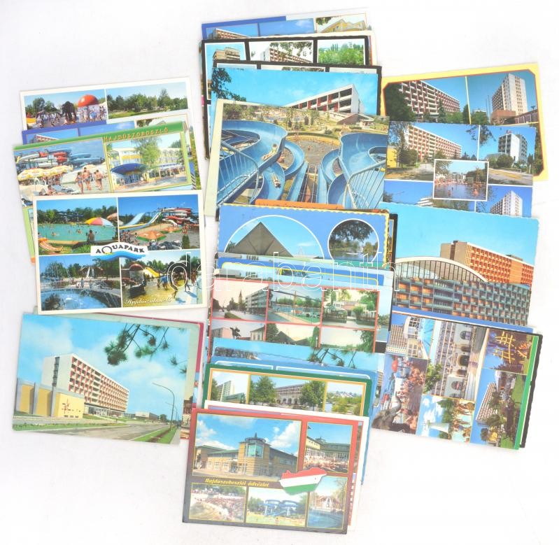 HAJDÚSZOBOSZLÓ - Kb. 208 db modern képeslap: fürdő, város, utcák, közlekedés, járművek, néhány duplikált