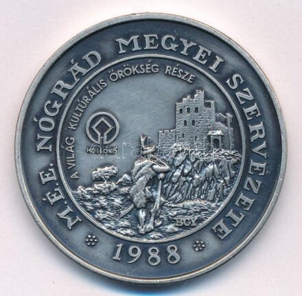 Bognár György (1944-) 1988. 'MÉE Nógrád megye - Nógrádi várak sorozat - Hollókő' ezüstpatinázott bronz emlékérem (42mm) T:1- Adamo ST9