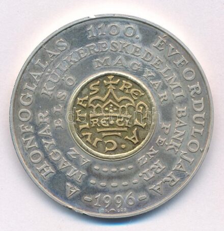 Lebó Ferenc (1960-) 1996. 'MKB - Honfoglalás 1100. évfordulójára - Első magyar pénzérme / Hungarian Foreign Trade Bank Ltd. - Hungarian Conquest 1100th Anniversary - First Hungarian Coin' kétoldalas jelzett Ag emlékérem