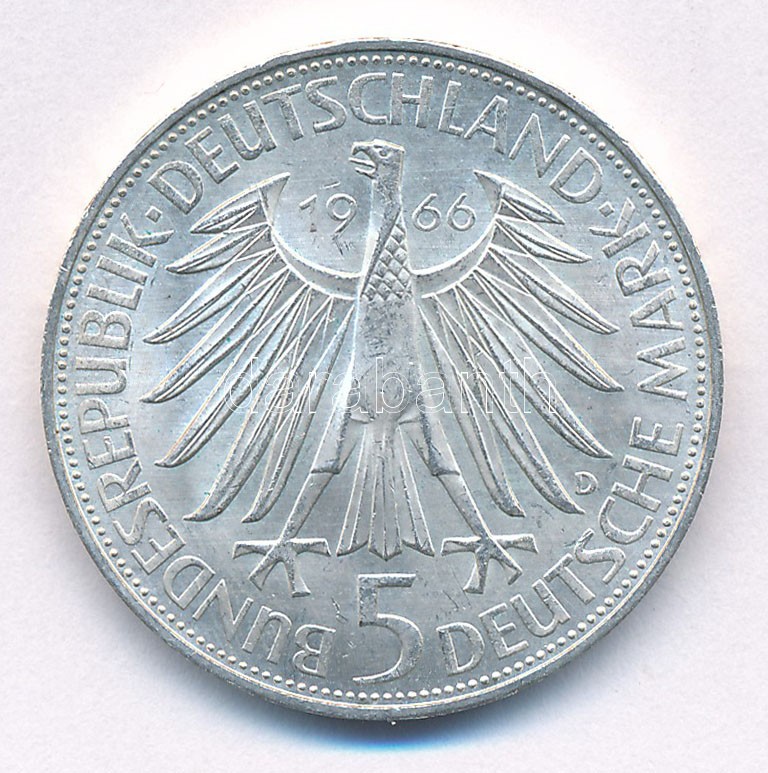 Német Szövetségi Köztársaság 1966D 5M Ag 'Wilhelm Leibniz' forgalomba nem került emlékérme T:1- egy karc Federal Republic Germany 1966D 5 Mark Ag 'Wilhelm Leibniz' non-circulating commemorative coin C:AU a scratch Krause KM#119 - Image 2