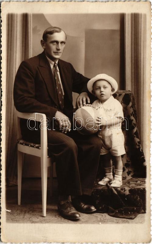 Father with child. photo (fl)