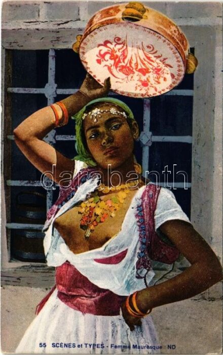 Scenes et Types. Femme Mauresque / half-naked Moor woman (EK)