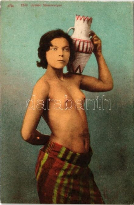 Jeune Mauresque / half-naked Moor woman