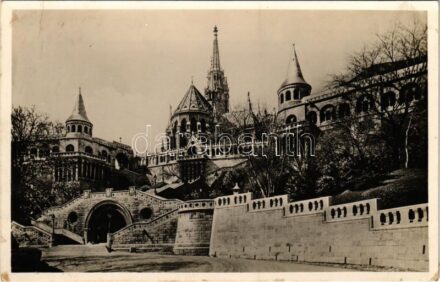 1938 Budapest I. Halászbástya a koronázó főtemplommal (fl)