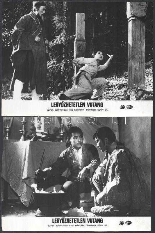 cca 1983 ,,Legyőzhetetlen Vutang' című kínai film jelenetei és szereplői, 11 db vintage produkciós filmfotó, ezüst zselatinos fotópapíron, a használatból eredő (esetleges) kisebb hibákkal, 18x24 cm - Image 3