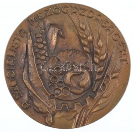 Lajos József (1936-) DN 'A szocialista mezőgazdaságért' egyoldalas, öntött bronz plakett (90mm) T:1-