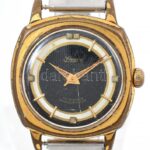 Lieger mechanikus karóra, működik, kopásokkal, apró karcokkal, fém szíj, d: 30 mm