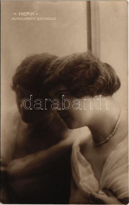 Hera. Klass. Orient. Danseuse / Circus artist, Oriental dancer