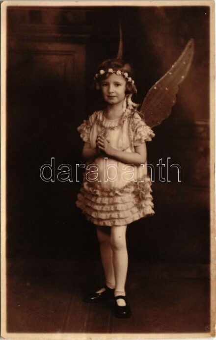 1932 Tündérnek öltözött kislány / girl dressed as a fairy. Gasché Gusztáv (Budapest) photo