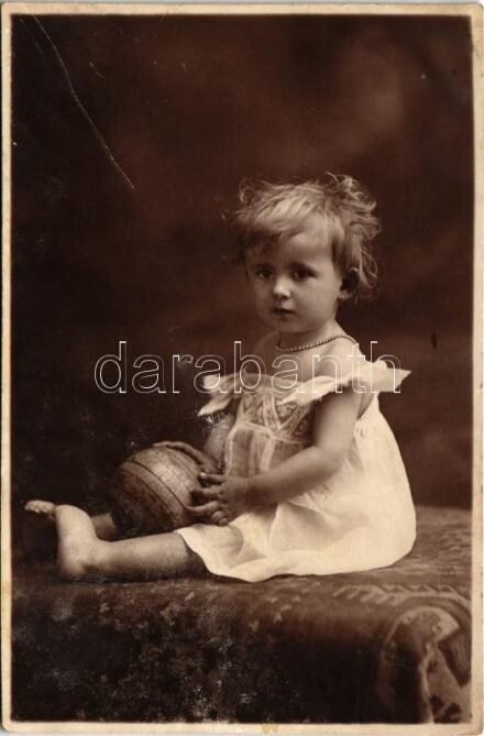 Gyerek / child. Gasché Gusztáv (Budapest) photo (non PC) (fl)