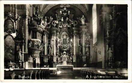 1960 Bodajk, Kegytemplom belseje. photo