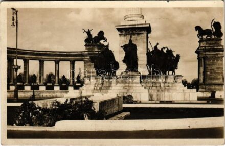 1937 Budapest XIV. Milleniumi emlékmű a hősök emlékkövével