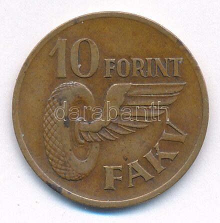 ~1946. 10Ft bronz 'FAKV / Fővárosi Autóbusz Községi Vállalat' bárca T:2 patina