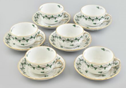 6db Herendi, petrezselyem mintás teáscsésze, aljjal, kézzel festett porcelán, jelzett, kopásnyomokkal.