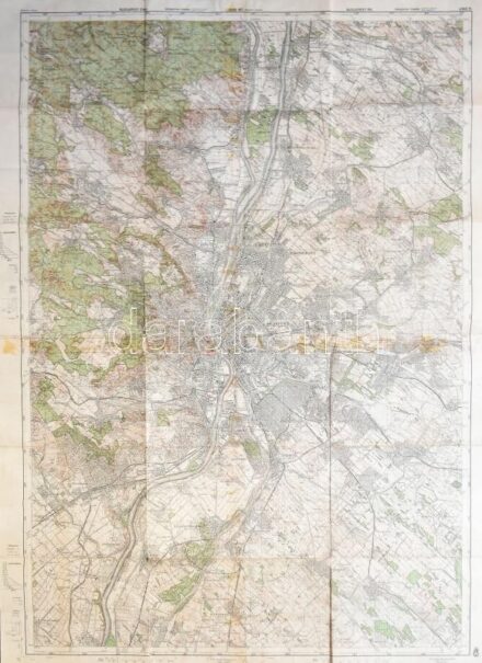 cca 1943-1944 Budapest térképe, Bp., M. Kir. Honvéd Térképészeti Intézet, foltos, a hajtott, a hajtások mentén kis sérülésekkel, 4 részből összeragasztott, 118x86 cm