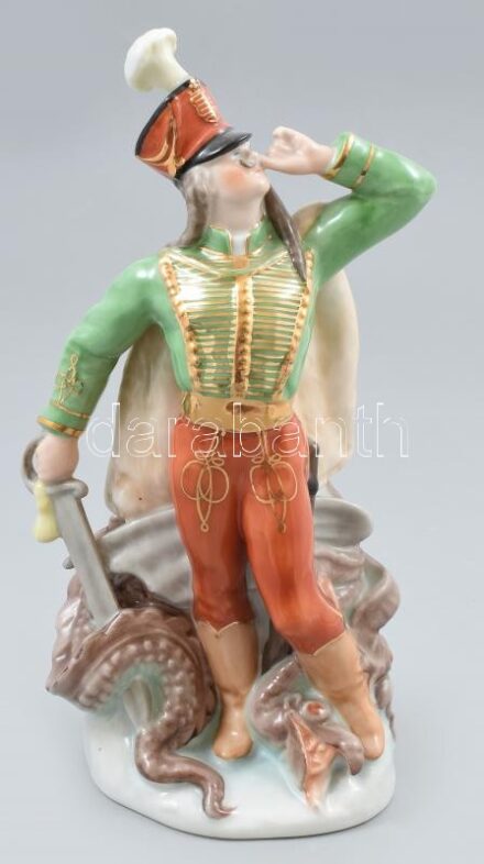 Herendi János vitéz, kézzel festett, jelzett, hibátlan, m:22 cm Tervező: Maugsch Gyula
