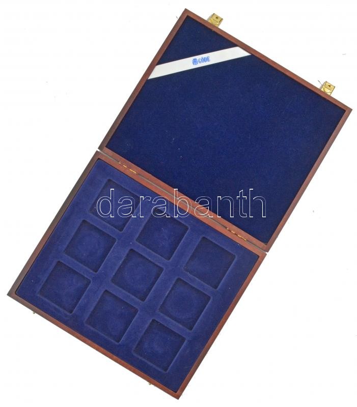 'GÖDE' fa éremtartó kazetta, összesen 9 férőhellyel, használt állapotban