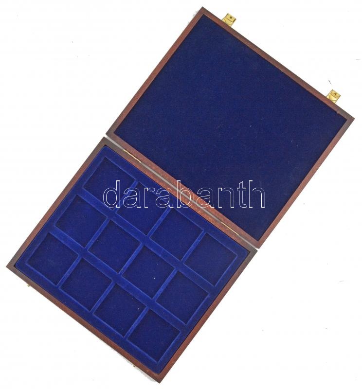 Fa éremtartó kazetta, összesen 12 férőhellyel, használt állapotban