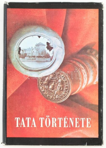 Tata története I. (Az őskortól 1727-ig). Szerk.: Biró Endre. Tata, (1979), Tata Város Tanácsa. Fekete-fehér képekkel illusztrált. Kiadói műbőr-kötés, kissé sérült kiadói papír védőborítóban, belül kissé dohos.