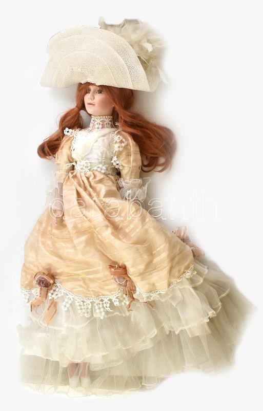 Nagyméretű porcelán baba, szép állapotban, m: 90 cm