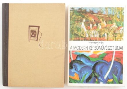 Hevesy Iván 2 kötete: A fényképezés technikája. Bp., 1957, Műszaki Könyvkiadó, 448 p. Kiadói félvászon-kötés. + A modern képzőművészet útjai. [Hevesy Iván 3 könyvének reprintje: Az impresszionizmus művészete; A