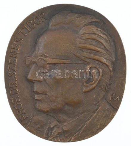 Kalmár Márton (1946-) DN 'Prof. Dr. Szenes Tibor / A Szegedi Röntgen Klinika első igazgatójának - Tanítványai és munkatársai' kétoldalas, öntött bronz plakett (104x91mm) T:1-