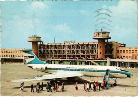 1971 MALÉV TU-134 típusú gázturbinás repülőgépe. Képzőművészeti Alap Kiadóvállalat / Hungarian Airlines. MALÉV Type TU-134 aircraft with gas-turbine (EK)