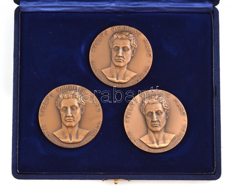 Olaszország 1981. 'Publius Vergilius Maro' 3xklf bronz emlékérem eredeti tokban (50mm) T:1 Italy 1981. 'Publius Vergilius Maro' 3xdiff bronze medallion in original case (50mm) C:UNC - Image 2