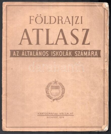 1974 Földrajzi atlasz az általános iskolák számára. Bp., Kartográfiai Vállalat, 32 p. Kiadói tűzött papírkötés, kissé sérült borítóval.