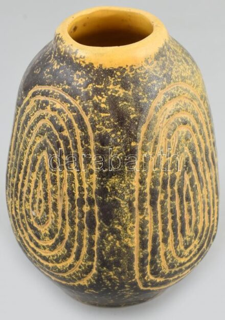 Retró kerámia váza, jelzés nélkül, hibátlan, m: 17 cm