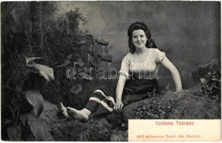 Costume Toscano / Italian folklore, lady from Tuscany
