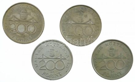 1992-1993. 200Ft Ag 'MNB' (2xklf) + 1994-1995. 200Ft Ag 'Deák' (2xklf) T:1-,2 patina, karc, kis ph Adamo F13, F13.1