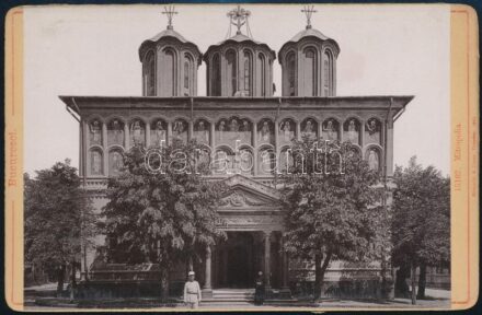 1901 Bukarest, Mitropolia, keményhátú fotó, Dresden, Römmler & Jonas, 10x16 cm / 1901 Bucuresti/Bucharest, Mitropolia, board photo, Dresden, Römmler & Jonas, 10x16 cm /