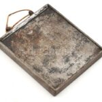 Tibeti szentképes amulett, kissé sérült üvegezett réz keretben, 5,5x4 cm - Image 2