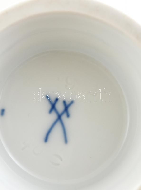 Meisseni porcelán váza. Fehér mázas jelzett, hibátlan. 10 cm - Image 2