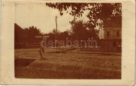 1915 Asanja (?), Kupinovo és Progar város tábláival (8-8 km-re). photo (EK)