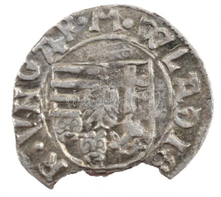 1498-1503. Denár Ag 'II. Ulászló' (0,45g) T:2,2- a perem egy része letört Hungary 1498-1503. Denar Ag 'Wladislaus II' (0,45g) C:XF,VF a part from the edge missing Huszár: 809., Unger I.:644.a