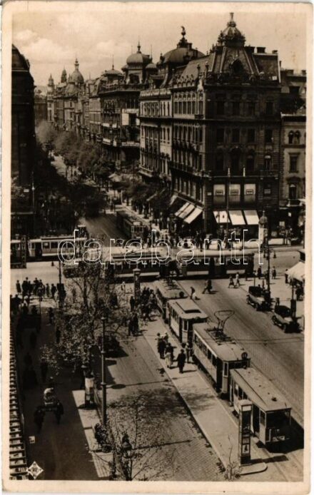 1931 Budapest V. Kossuth Lajos utca és Rákóczi út kereszteződése, Astoria, 44-es villamos, autók