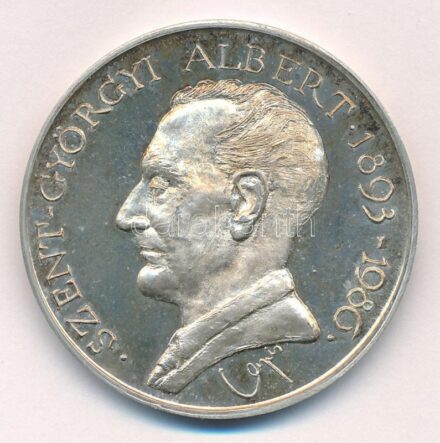 Lapis András (1942-) 1987. 'Szent-Györgyi Albert 1893-1986 / Szote - Nobel-díjának 50. évfordulójára - MÉE' kétoldalas Ag emlékérem, peremén 'SZG' jelzéssel (35,78g/0,835/42,5mm) T:1- (PP) patina