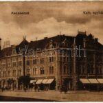 1930 Kecskemét, Katholikus egyház bérháza, Szentháromság szobor, üzletek. Vasúti levelezőlapárusítás 342. (Rb)
