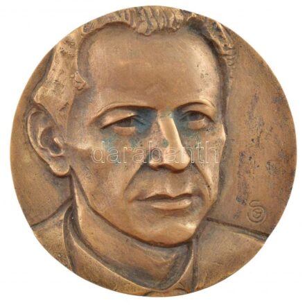 Győrfi Sándor (1951-) 1984. 'Váci Mihály Emlékbizottság - Születésének 60. évfordulójára - Nyíregyháza' kétoldalas bronz plakett (80mm) T:1- patina