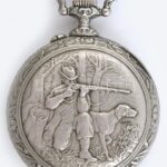 Doxa nagy méretű zsebóra, vadász motívummal. Sérült számlappal, működő, jó állapotban d: 70 mm - Image 3